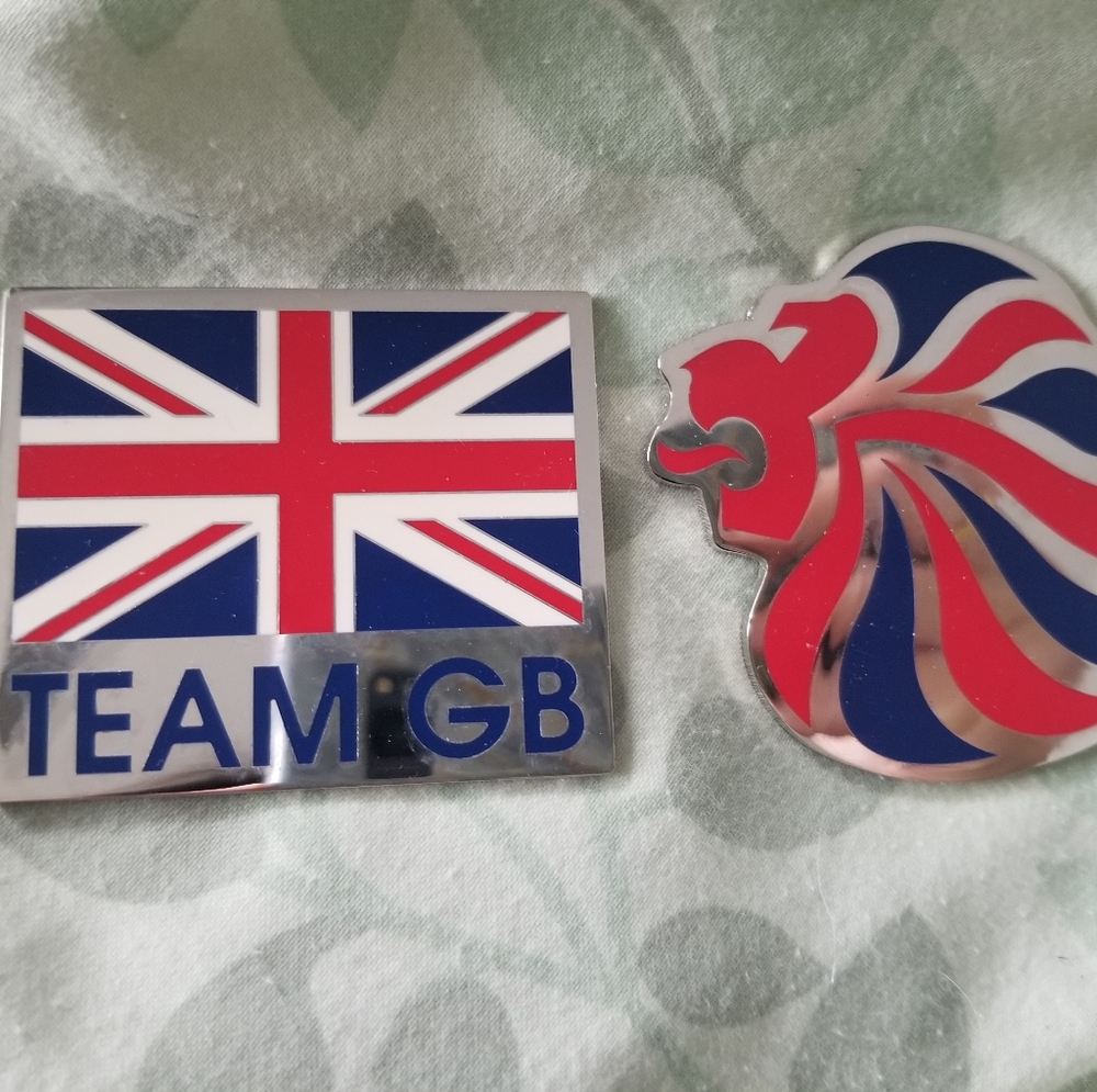 High quality magnets set of 2 brand new!